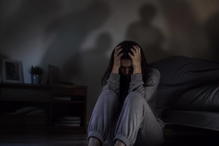 dowiedz się, jak rozpoznać objawy zaburzeń lękowych i kiedy warto szukać pomocy, aby skutecznie zadbać o swoje zdrowie psychiczne.